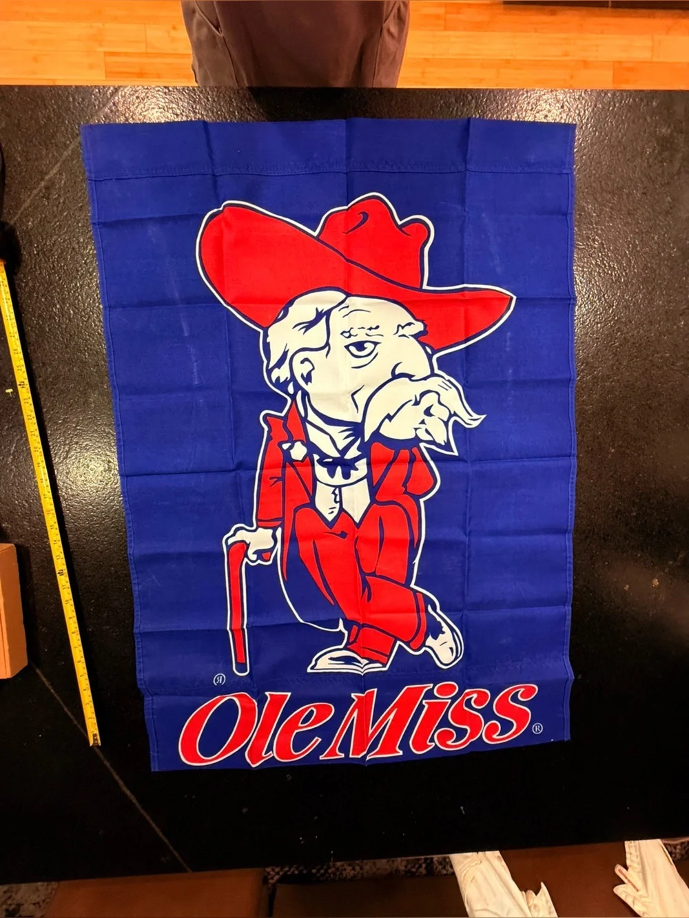 🏈 Ole Miss Rebels Vintage Banner Outdoor Flag Colonel Col Reb 43.5X27  red blue